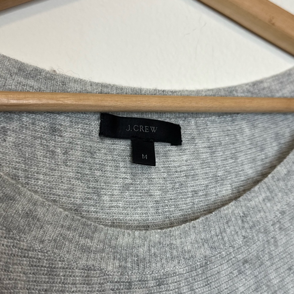 J.Crew Light Gray Knit Sweater Women’s - Scoop Neck Cozy Minimalist Fall Sweater - Picture 2 of 6